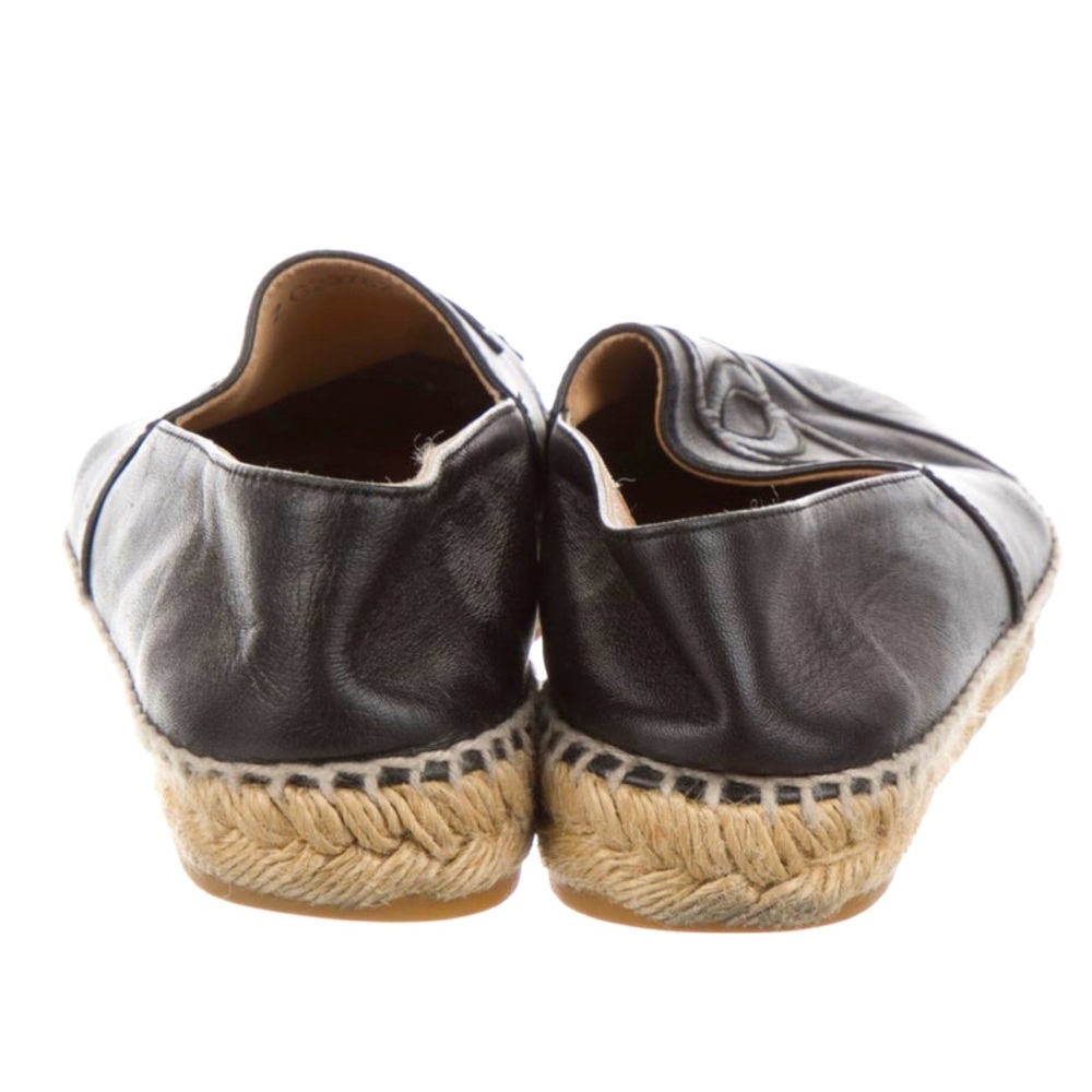 Chanel Cap-Toe Interlocking Cc Logo Lambskin Leat… - image 4